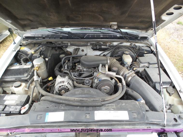 image for item AR9318 1998 GMC Jimmy SLS SUV