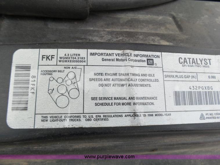 image for item AR9318 1998 GMC Jimmy SLS SUV