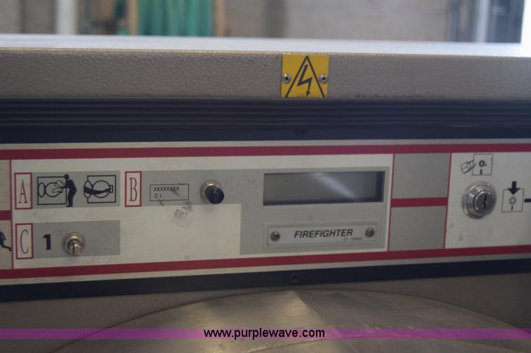 image for item AR9529 Milnor Gear Guardian 8 washer-extractor