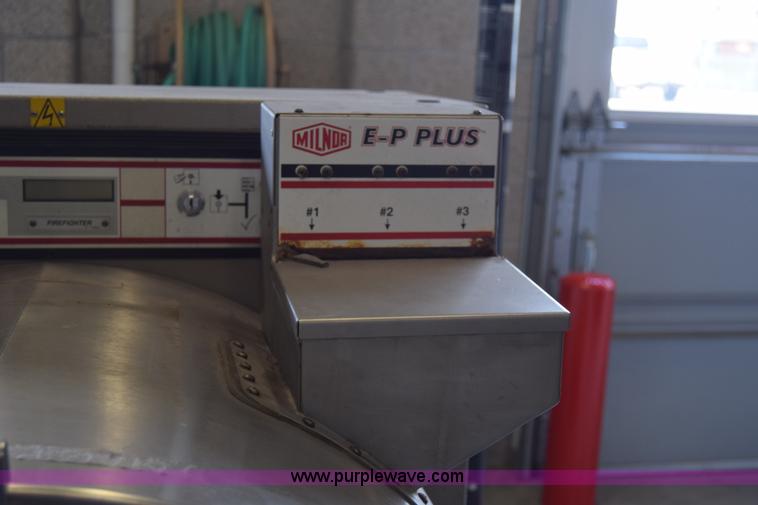 image for item AR9529 Milnor Gear Guardian 8 washer-extractor