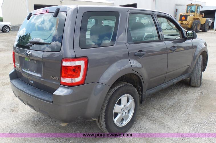 image for item AV9914 2011 Ford Escape SUV