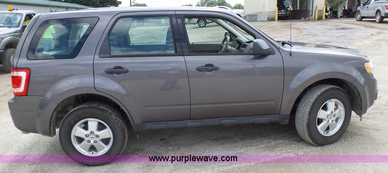 image for item AV9914 2011 Ford Escape SUV