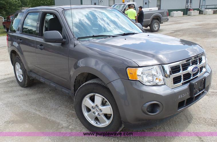 image for item AV9914 2011 Ford Escape SUV