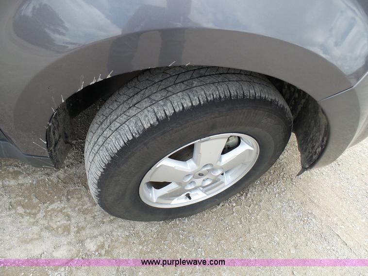 image for item AV9914 2011 Ford Escape SUV