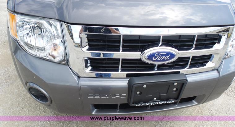 image for item AV9914 2011 Ford Escape SUV