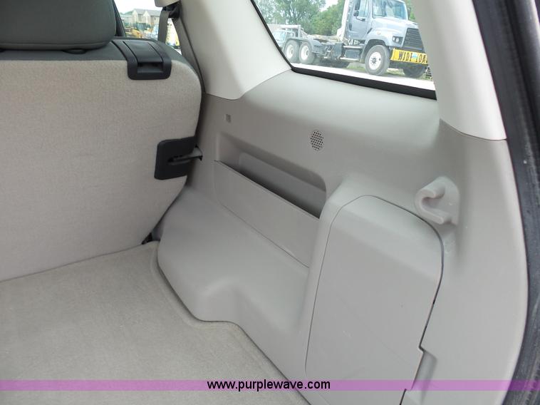 image for item AV9914 2011 Ford Escape SUV