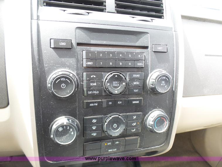 image for item AV9914 2011 Ford Escape SUV