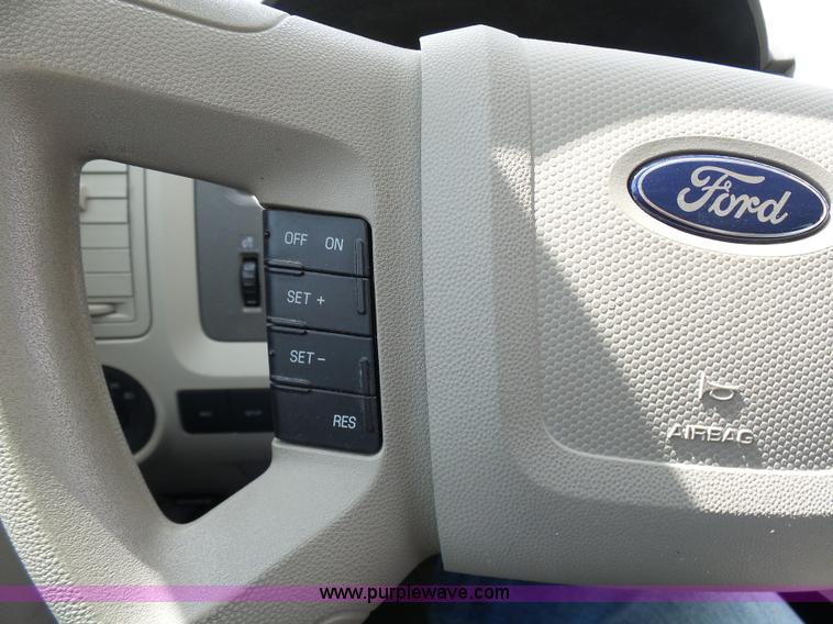 image for item AV9914 2011 Ford Escape SUV
