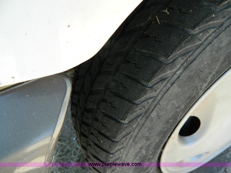 image for item AX9504 1997 Ford Aerostar van