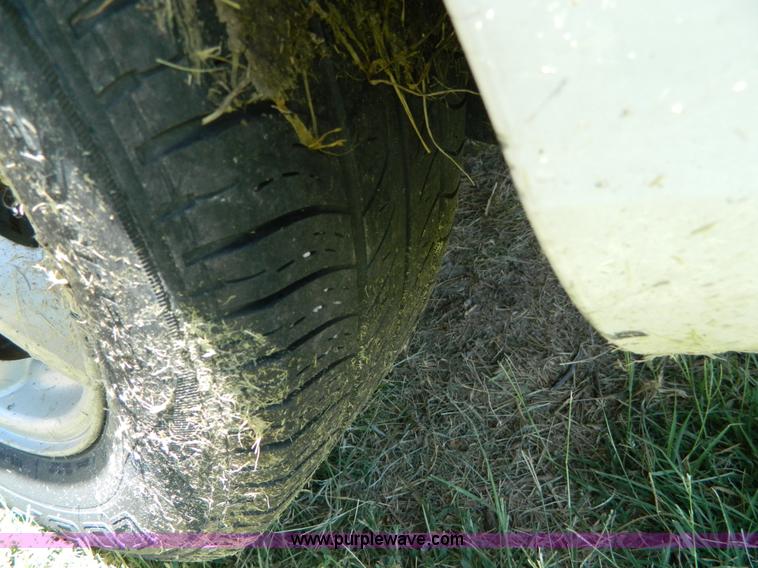 image for item AX9505 2006 Ford Taurus SE