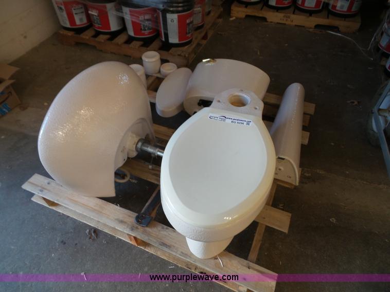 image for item BG9296 Kohler Rosewood sink and toilet