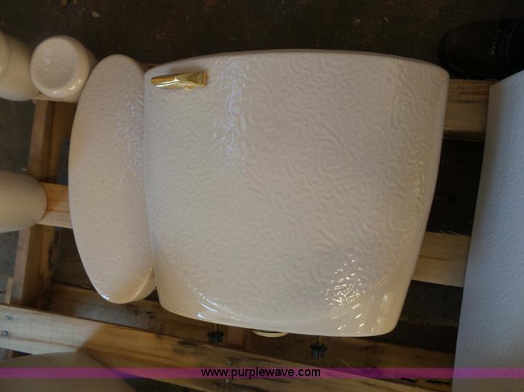 image for item BG9296 Kohler Rosewood sink and toilet