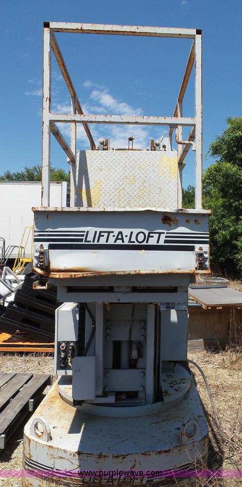 image for item BG9309 1996 Lift-a-loft MCL24.0-4 vertical lift