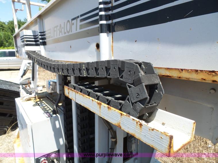 image for item BG9309 1996 Lift-a-loft MCL24.0-4 vertical lift