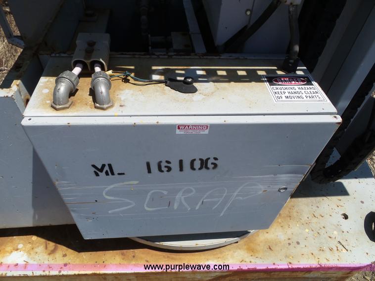 image for item BG9309 1996 Lift-a-loft MCL24.0-4 vertical lift