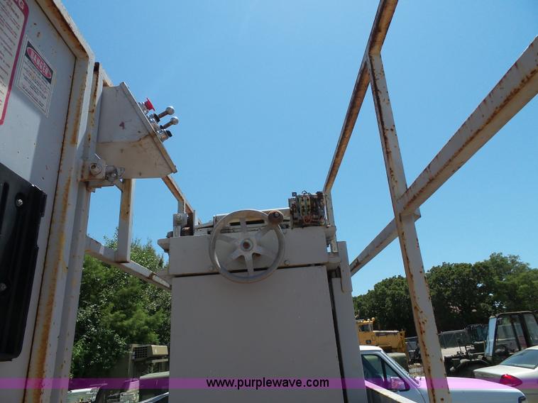 image for item BG9309 1996 Lift-a-loft MCL24.0-4 vertical lift