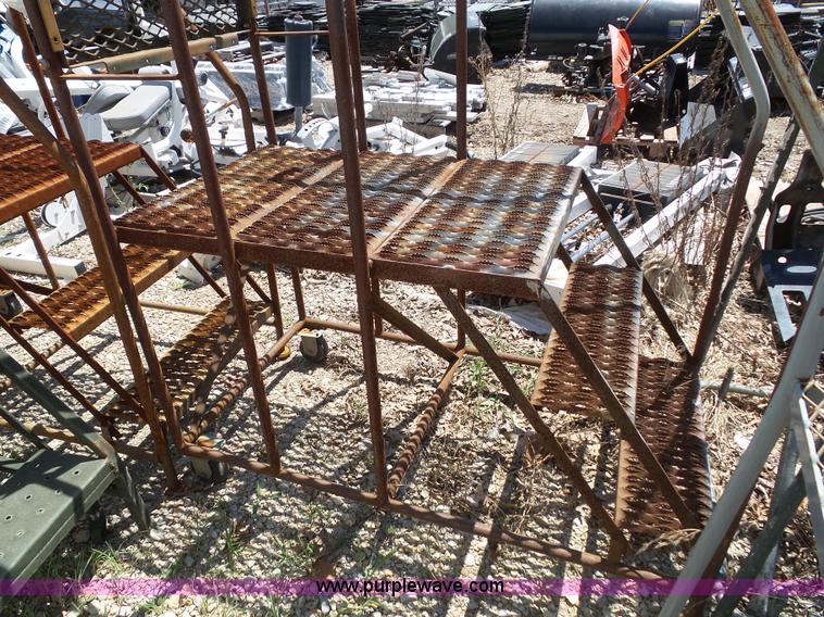 image for item BG9311 (22) safety ladders