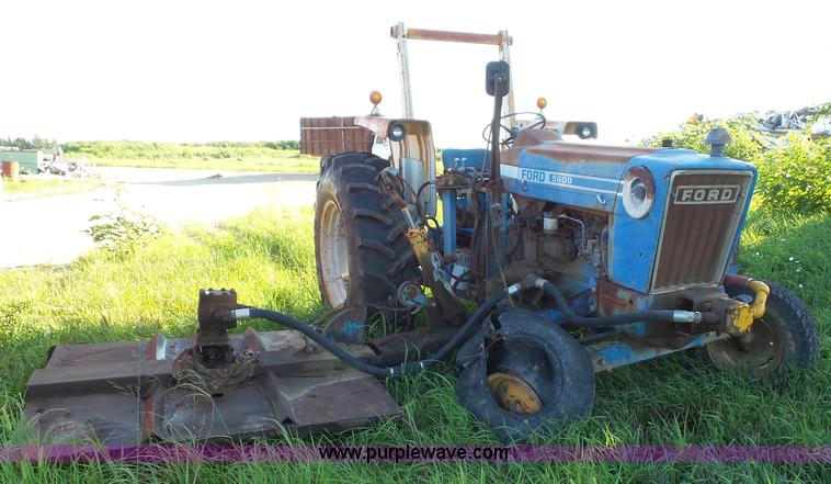image for item BG9401 Ford 5600 tractor with side mower