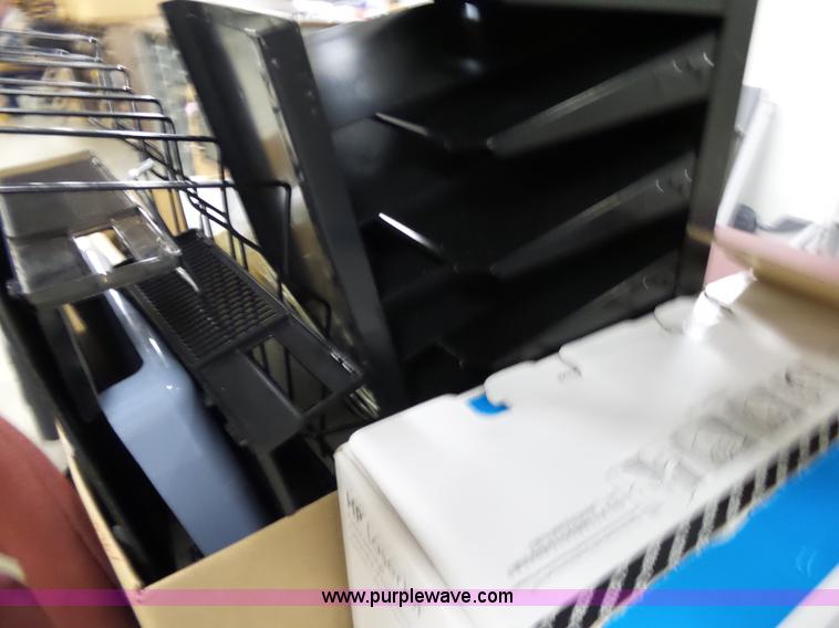 image for item BM9682 Office furniture