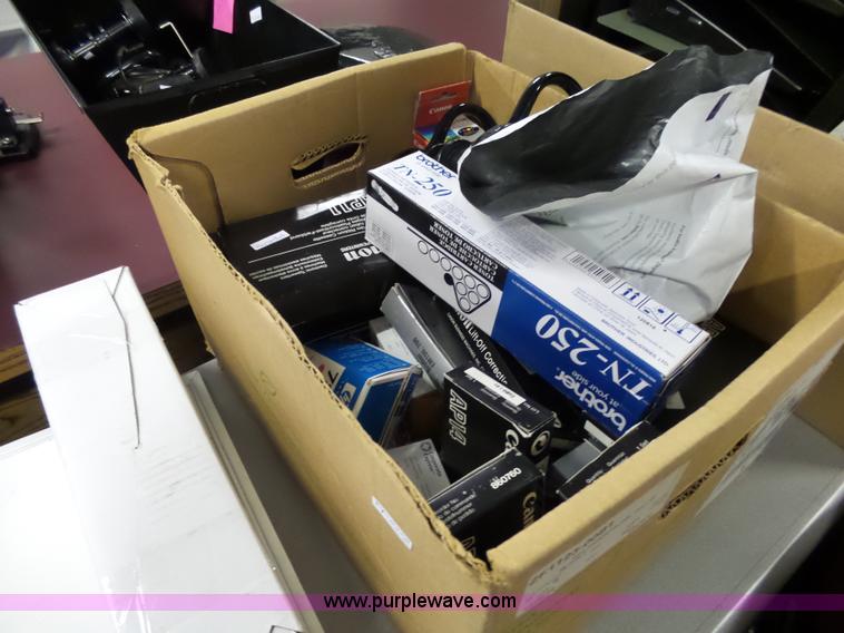 image for item BM9682 Office furniture