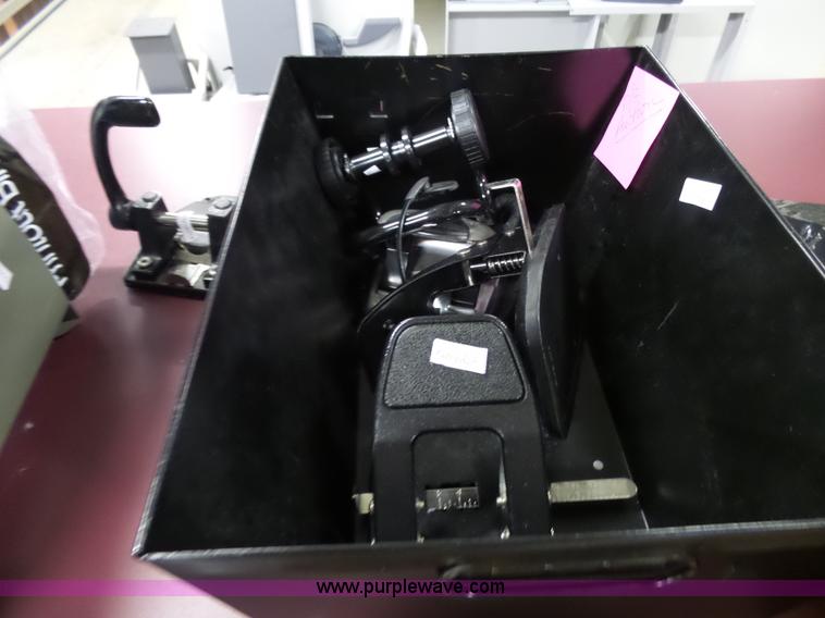 image for item BM9682 Office furniture