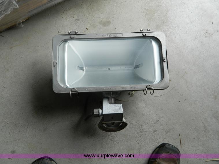 image for item BQ9797 (18) Westinghouse halogen lights