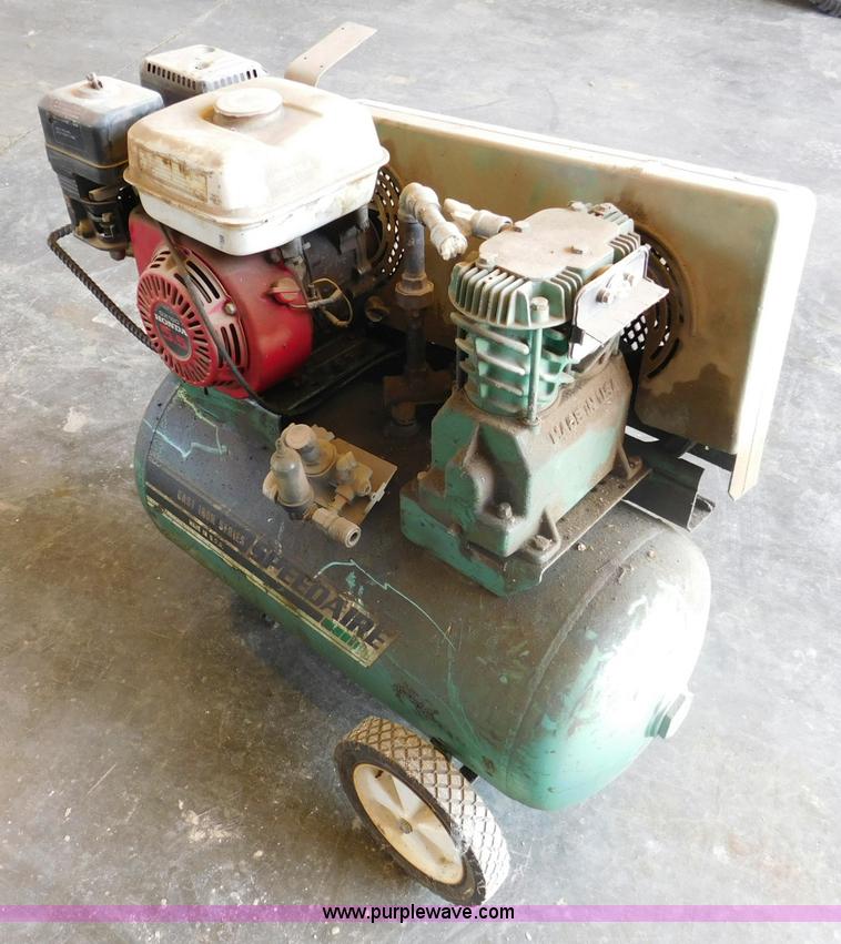 image for item BR9087 Speedaire 5FZ14A air compressor