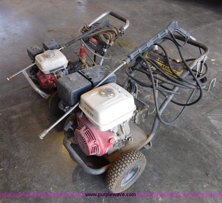 image for item BR9088 (2) pressure washers