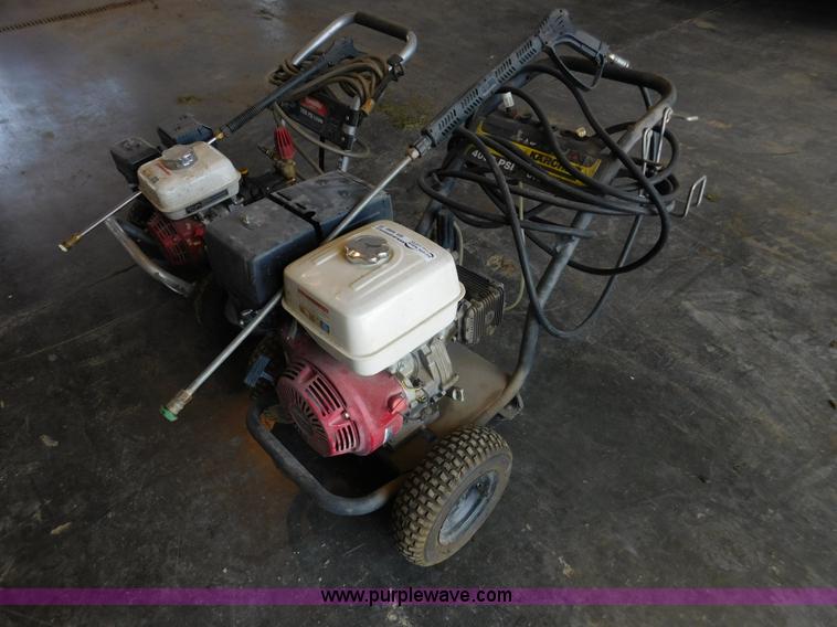 image for item BR9088 (2) pressure washers