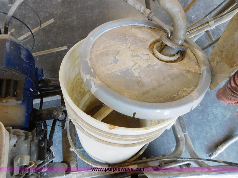 image for item BR9090 Graco Line Laser 3 paint sprayer