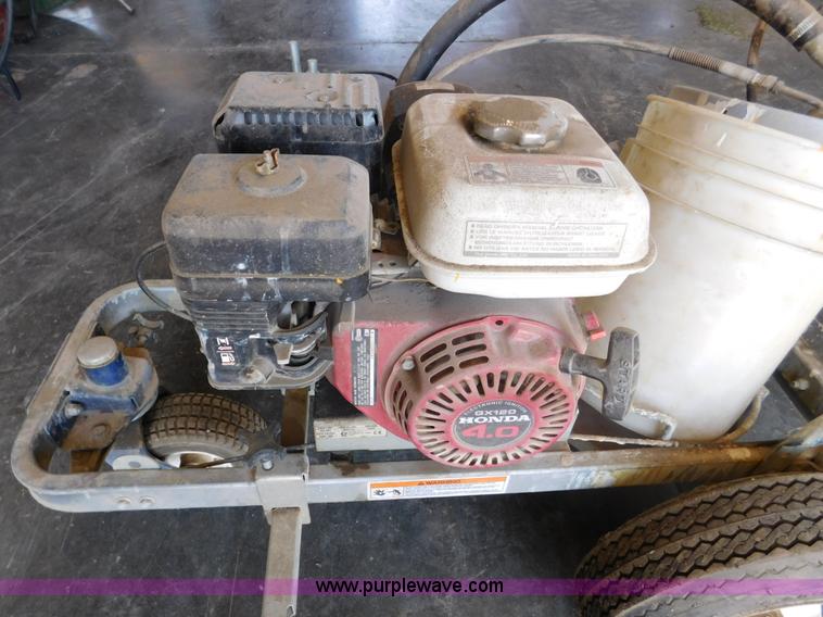 image for item BR9090 Graco Line Laser 3 paint sprayer