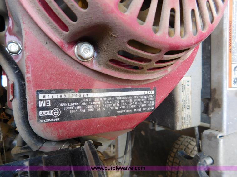 image for item BR9090 Graco Line Laser 3 paint sprayer