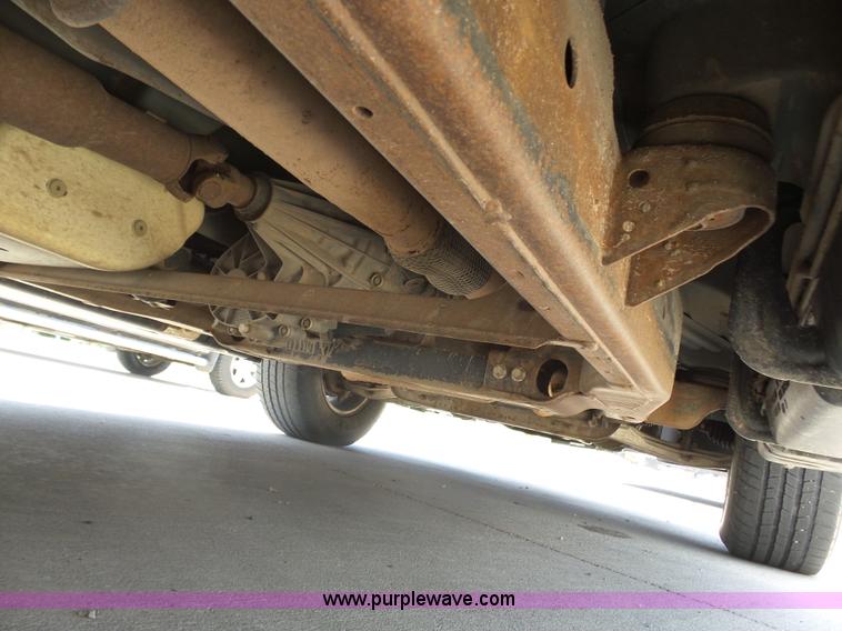 image for item BY9558 2007 Chevrolet Suburban LT 1500 SUV