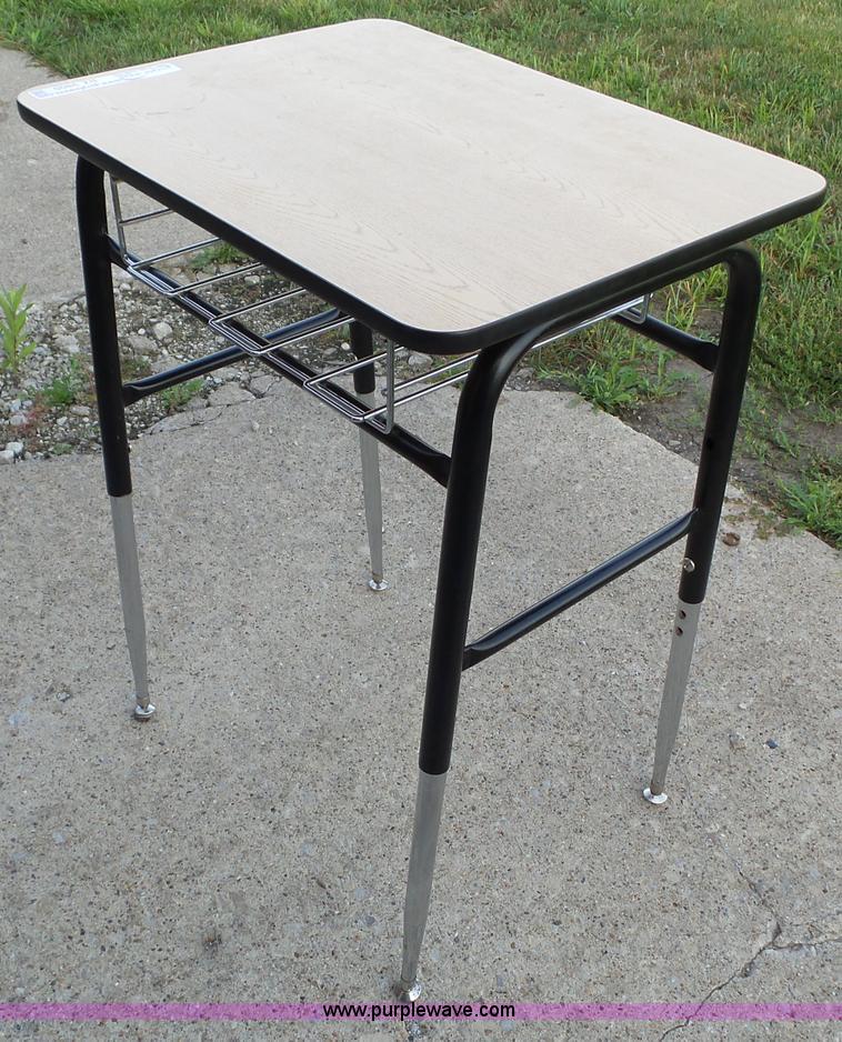 image for item BZ9806 (50) wood desks