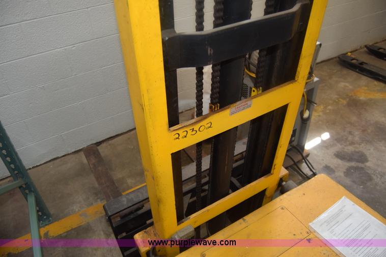 image for item CA9768 Big Joe forklift