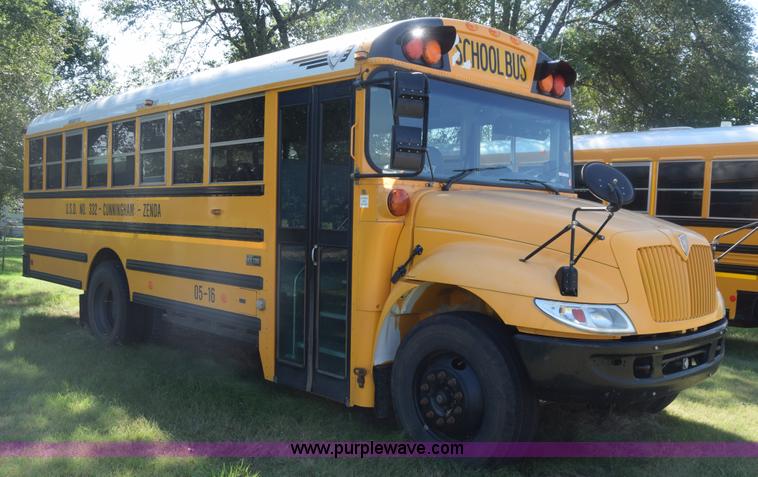image for item CA9770 2006 International CE200 school bus
