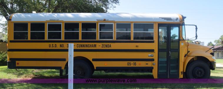 image for item CA9770 2006 International CE200 school bus