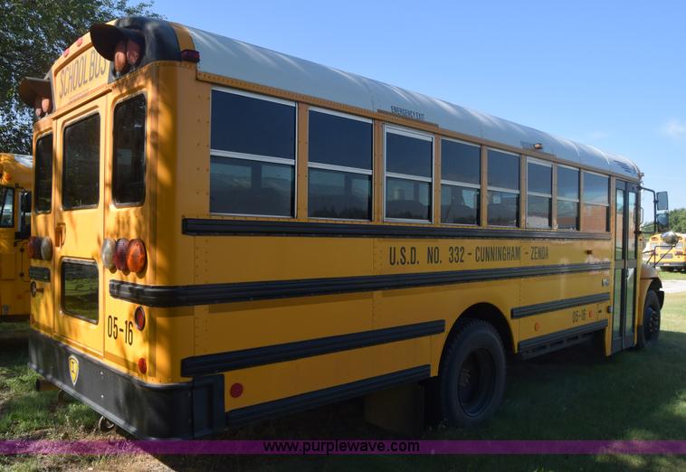 image for item CA9770 2006 International CE200 school bus