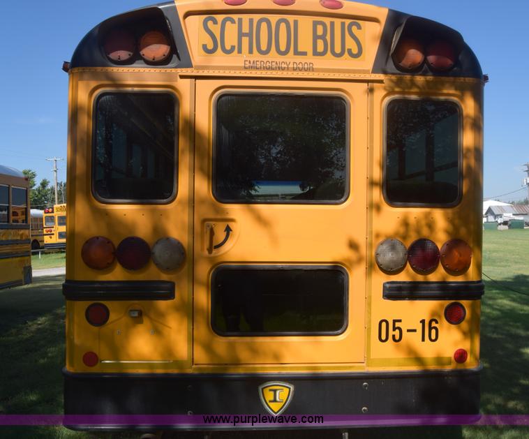 image for item CA9770 2006 International CE200 school bus