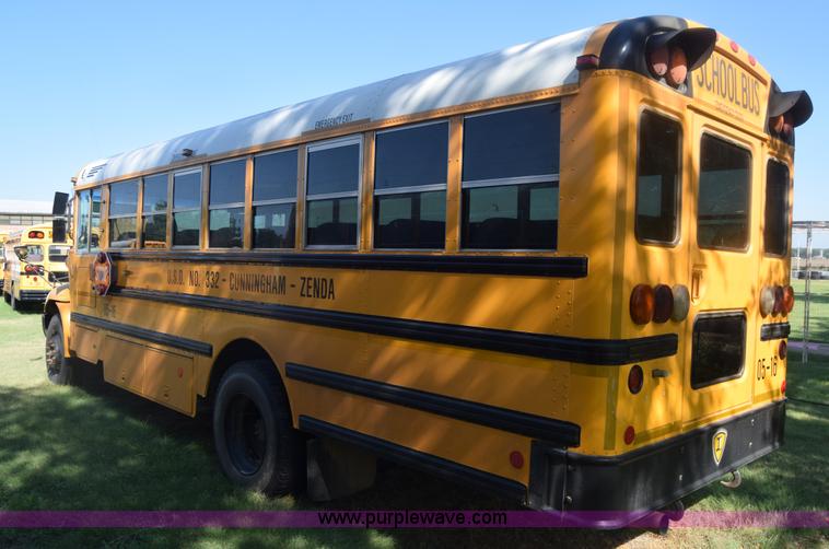image for item CA9770 2006 International CE200 school bus
