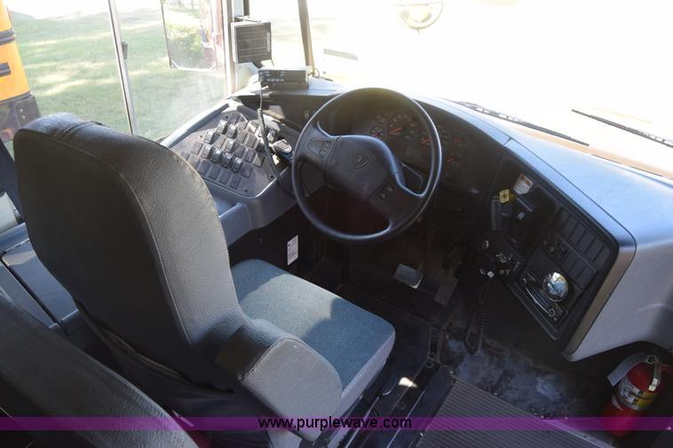 image for item CA9770 2006 International CE200 school bus