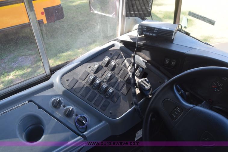 image for item CA9770 2006 International CE200 school bus