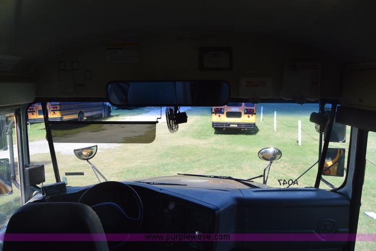 image for item CA9770 2006 International CE200 school bus