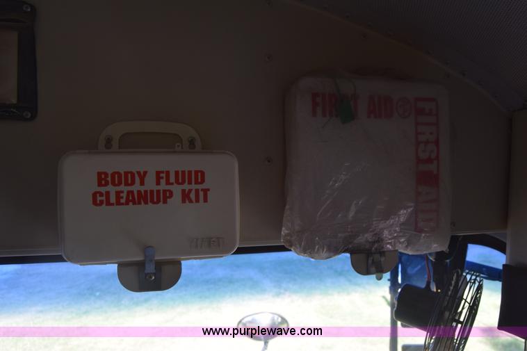 image for item CA9770 2006 International CE200 school bus