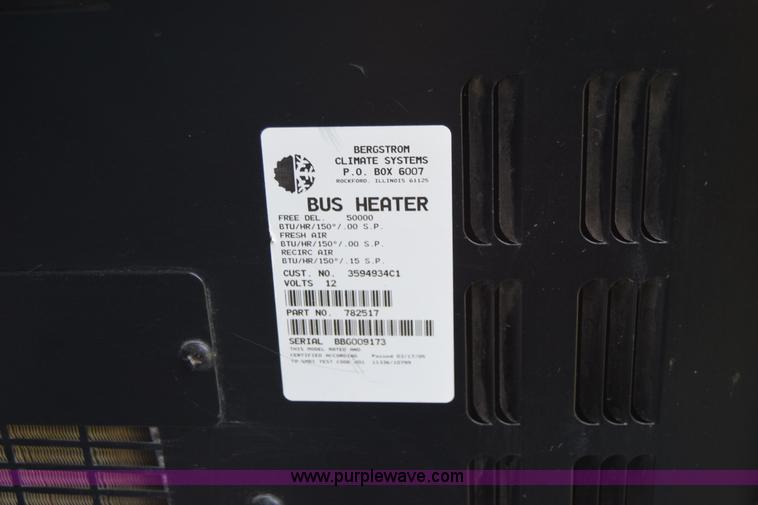 image for item CA9770 2006 International CE200 school bus