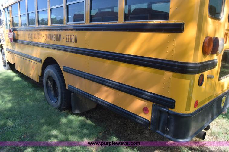 image for item CA9770 2006 International CE200 school bus