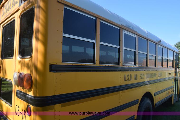 image for item CA9770 2006 International CE200 school bus
