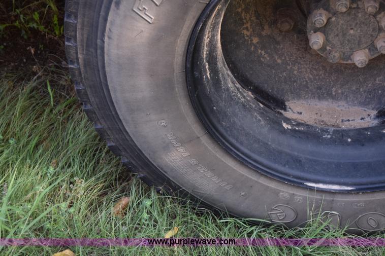 image for item CA9770 2006 International CE200 school bus