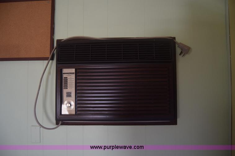 image for item CA9771 Metal outdoor classroom