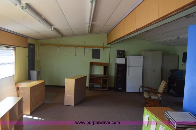 image for item CA9771 Metal outdoor classroom